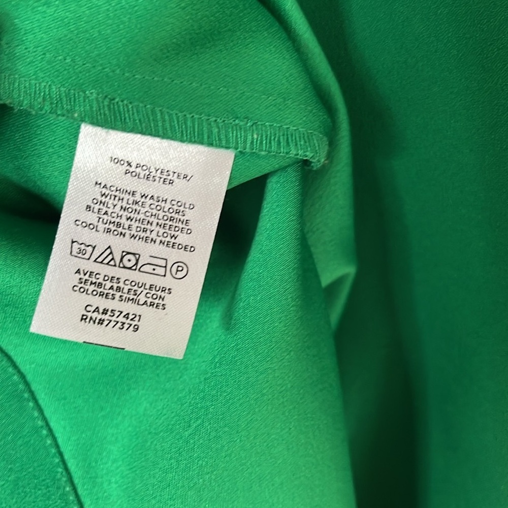 Woven Crew Neck Short Sleeve Blouse - Kelly Green, Ann Taylor - Size Medium - Picture 8 of 11
